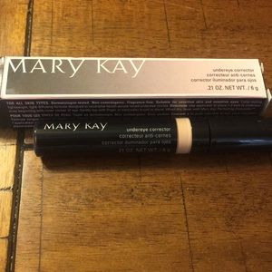 Mary Kay Undereye Corrector